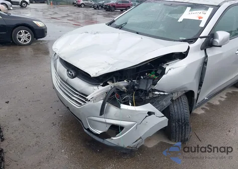 2015 Hyundai Tucson Gls из США, поврежденный, VIN KM8JT3AF8FU005444